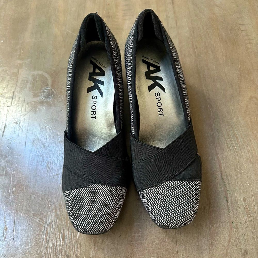 Ann Klein Sport tweed pumps.